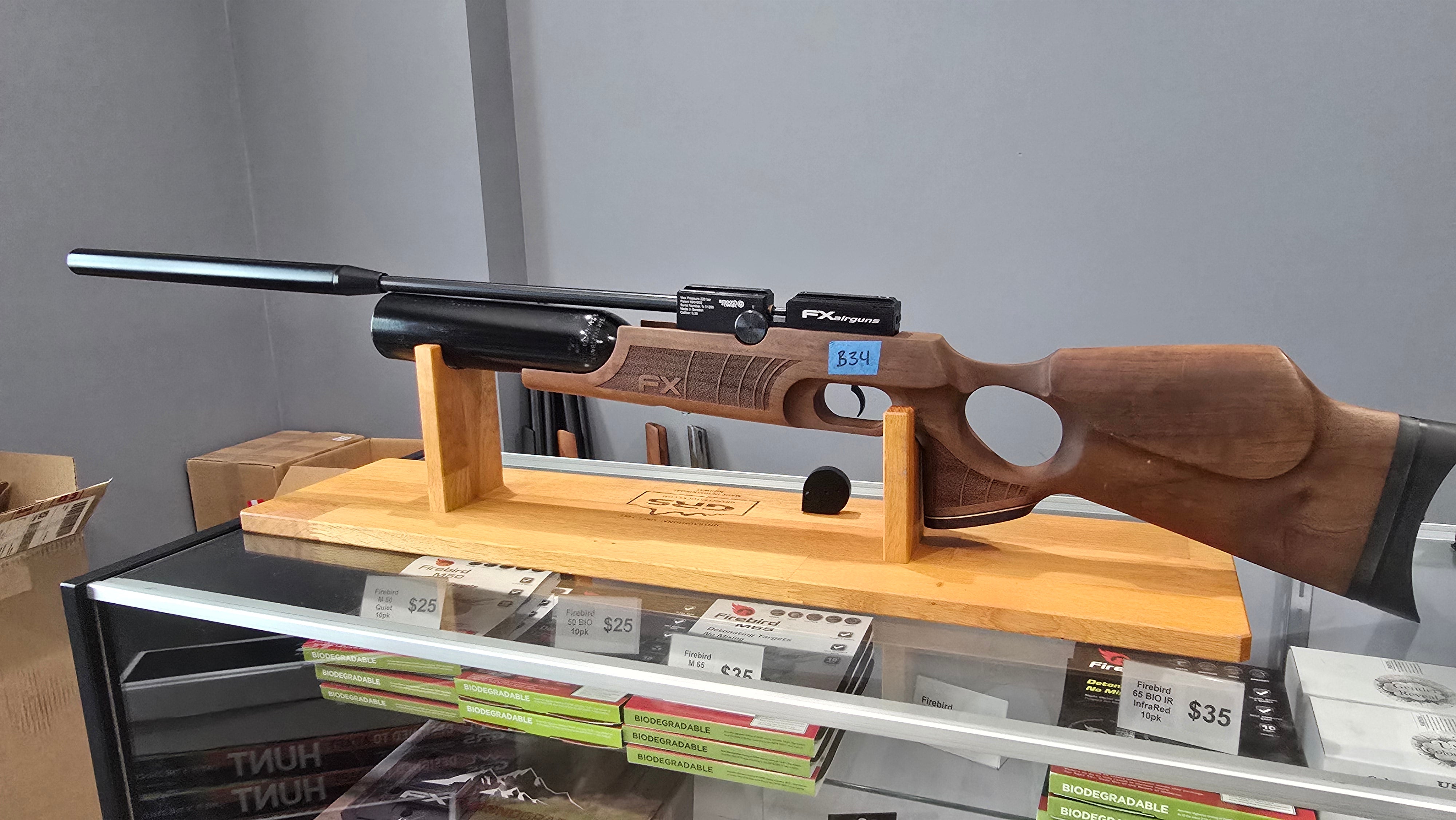 Used - FX Royale .25cal Walnut